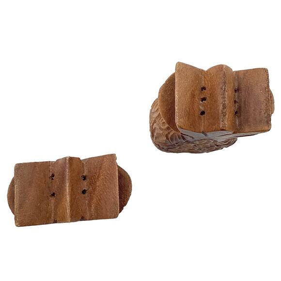 Vintage Salt & Pepper Shakers: PINEAPPLES Hand-Carved Wooden Collectible Set - Picture 5 of 6